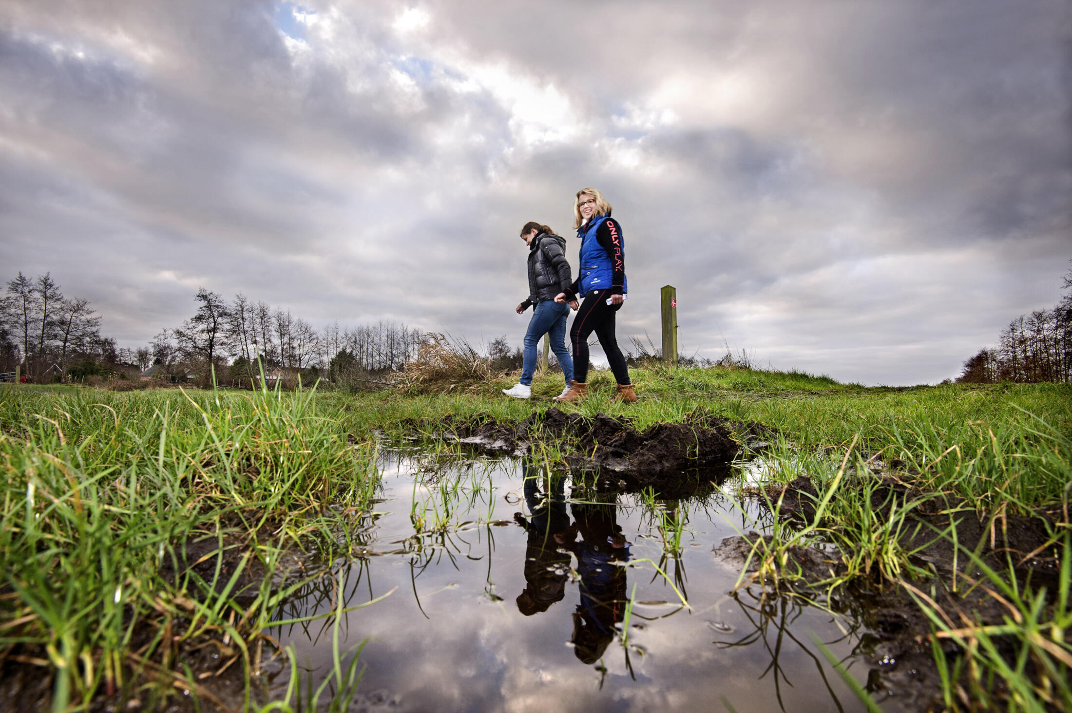 Wandeltocht langs Surhuizum/Surhusterveen en omstreken. Slach om e toer.